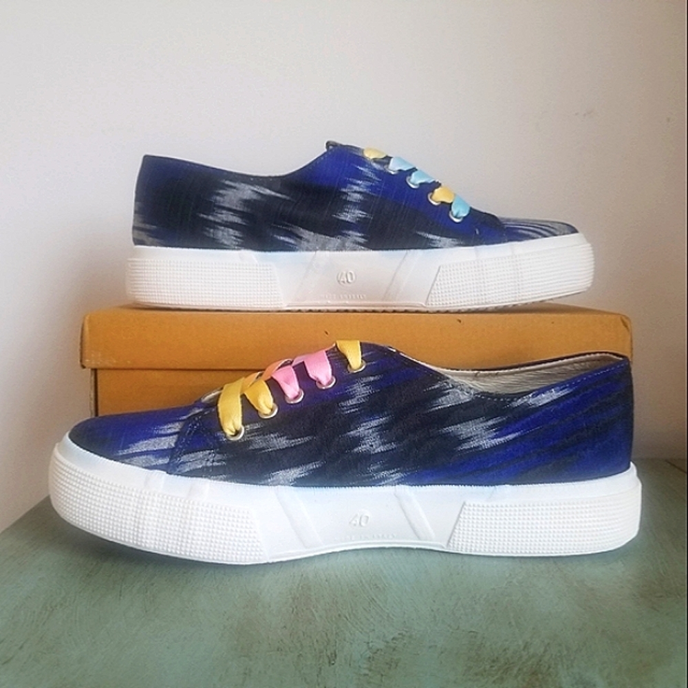 Penelope Chilvers  Sneaker   New without tag